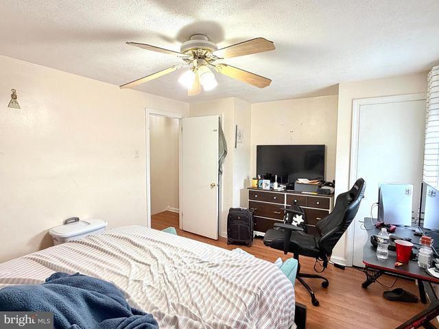 3033 VISTA ST, Philadelphia, PA 19152