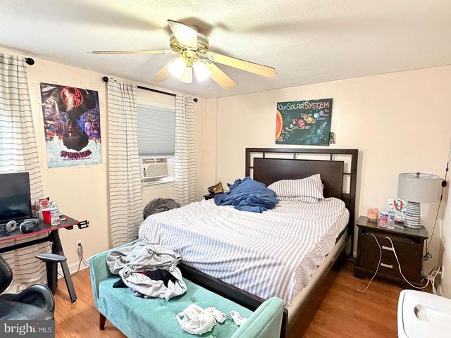 3033 VISTA ST, Philadelphia, PA 19152