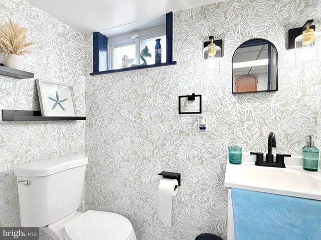 3033 VISTA ST, Philadelphia, PA 19152