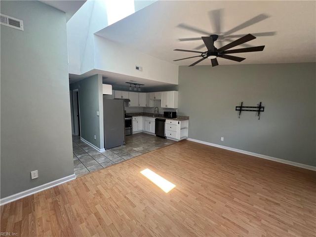 3615 Clover Meadows DR, Chesapeake, VA 23321