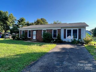 222 Sikeston Court, Troutman, NC 28166