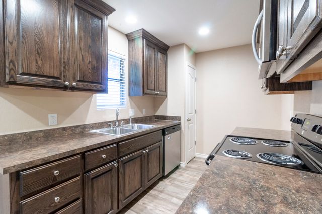 1037 Ramey Circle, Denton, TX 76205