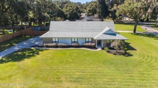 1832 SWISS OAKS Street, Jacksonville, FL 32259