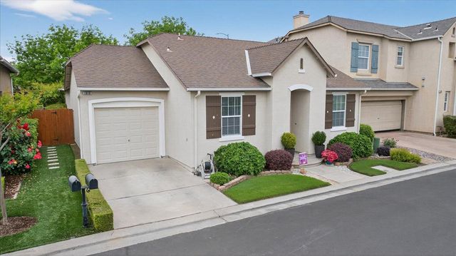 1618 N Dublin Lane, Clovis, CA 93619