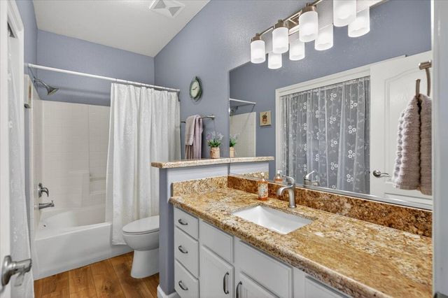 1618 N Dublin Lane, Clovis, CA 93619