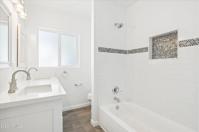 4622 E VIRGINIA Avenue, Phoenix, AZ 85008
