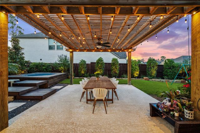 11919 Claro Forest Lane, Humble, TX 77346