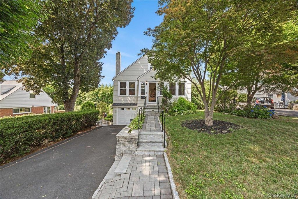 179 Serrano Avenue, Hawthorne, NY 10532