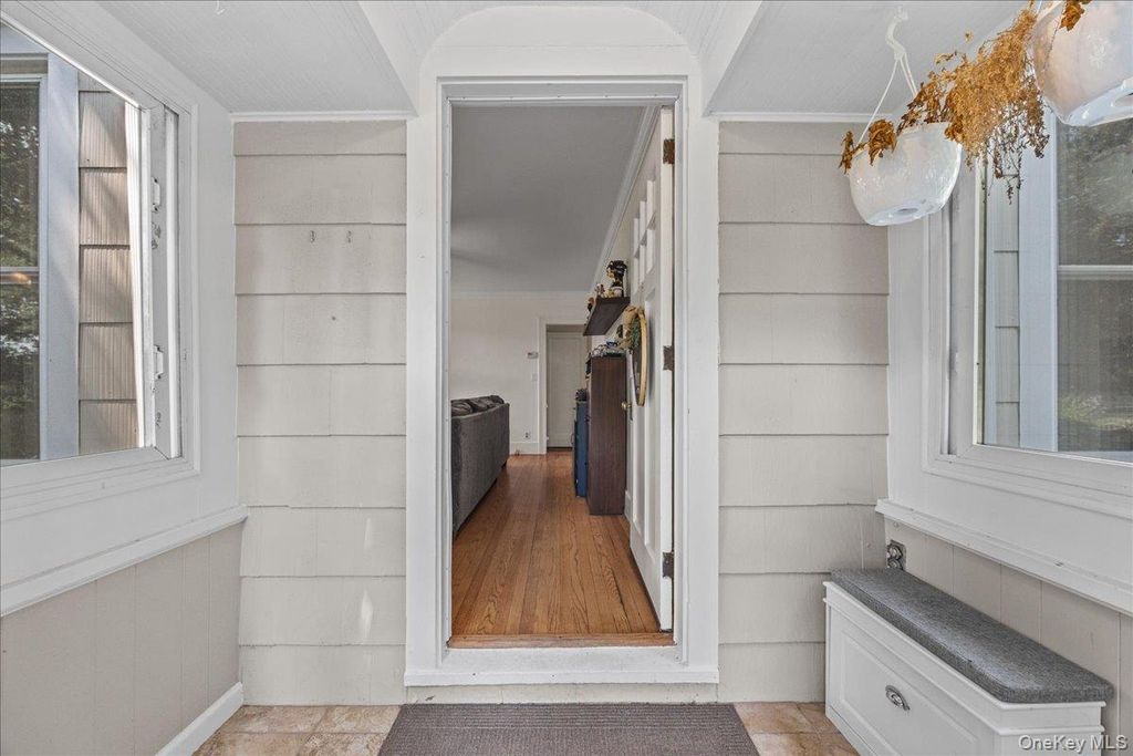 179 Serrano Avenue, Hawthorne, NY 10532 — photo 3