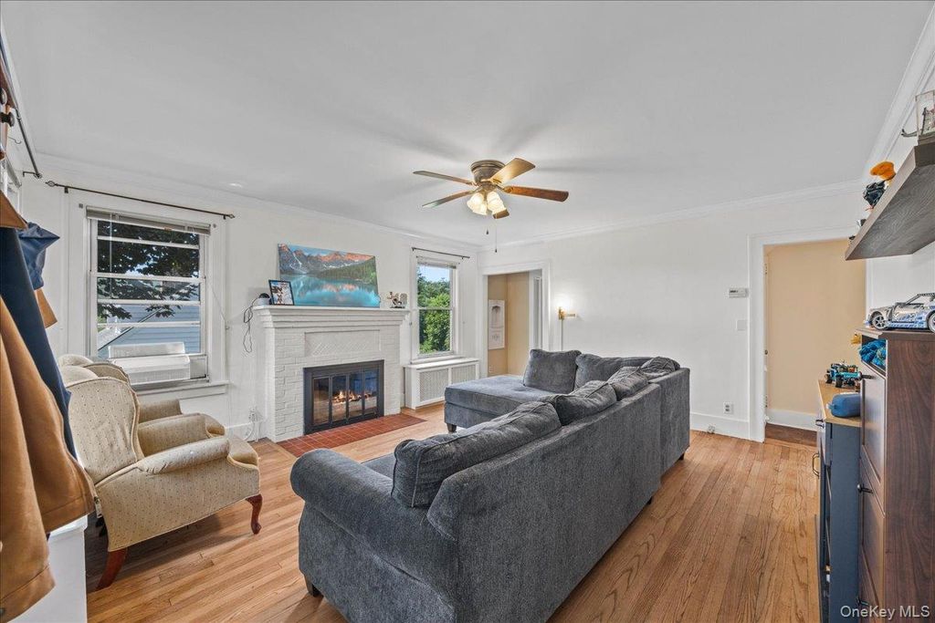 179 Serrano Avenue, Hawthorne, NY 10532 — photo 4