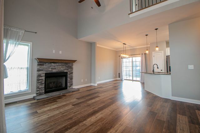 3300 Twelve Oaks Blvd, Clarksville, TN 37042