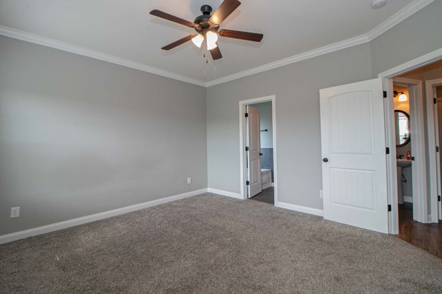3300 Twelve Oaks Blvd, Clarksville, TN 37042
