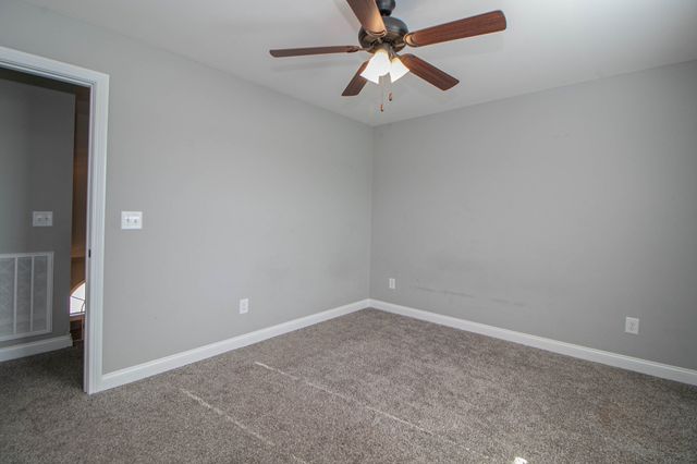 3300 Twelve Oaks Blvd, Clarksville, TN 37042