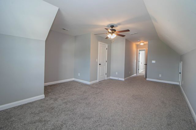 3300 Twelve Oaks Blvd, Clarksville, TN 37042