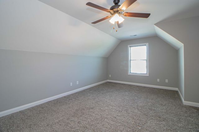 3300 Twelve Oaks Blvd, Clarksville, TN 37042
