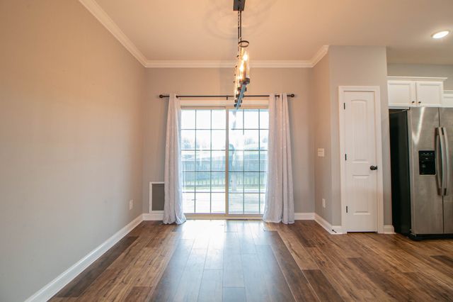 3300 Twelve Oaks Blvd, Clarksville, TN 37042