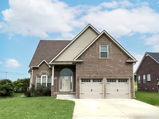 3300 Twelve Oaks Blvd, Clarksville, TN 37042