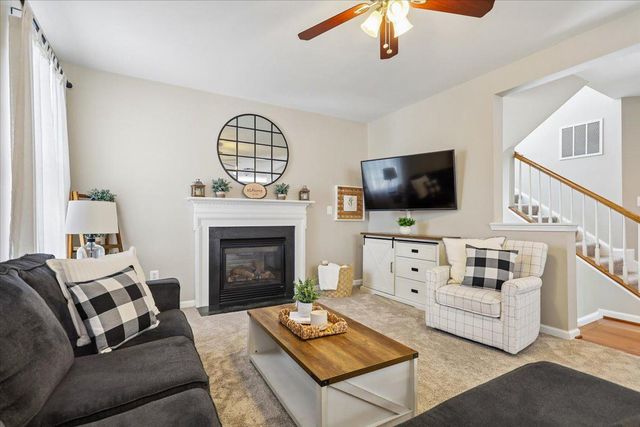 42940 SPYDER PLACE, Chantilly, VA 20152