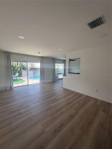 4906 W SAN RAFAEL STREET, Tampa, FL 33629