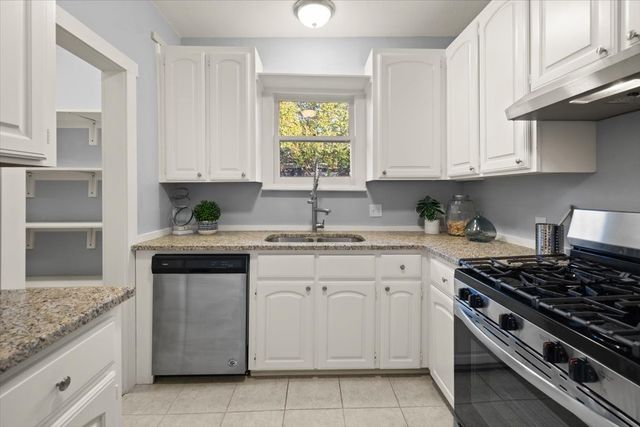 1201 W Arlington Avenue, Fort Worth, TX 76110