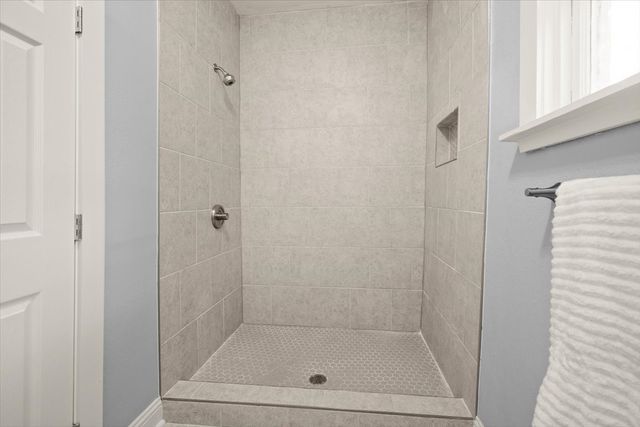 1201 W Arlington Avenue, Fort Worth, TX 76110