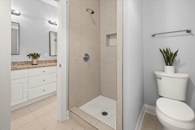 1201 W Arlington Avenue, Fort Worth, TX 76110