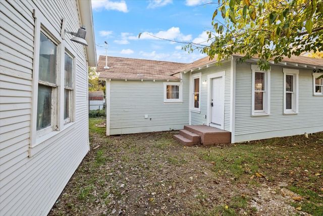 1201 W Arlington Avenue, Fort Worth, TX 76110