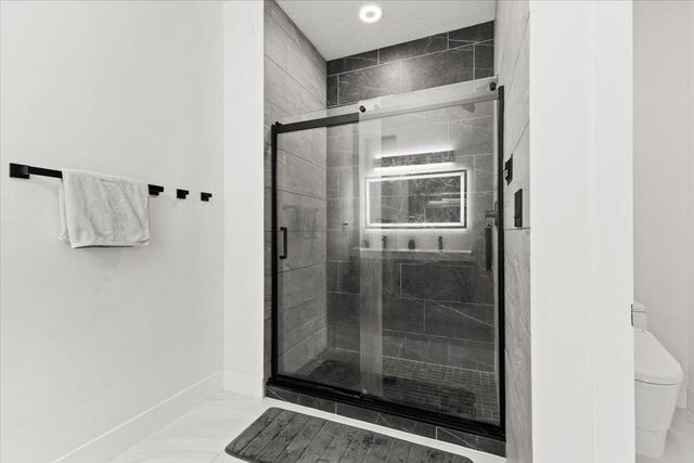 704 SW 2nd Avenue, Pompano Beach, FL 33060