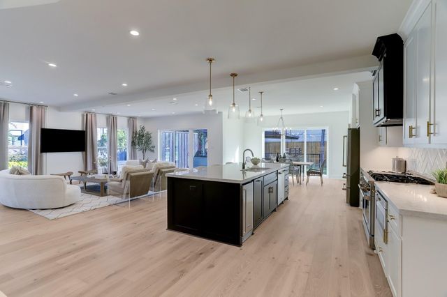 1601 Bonnie Brae Street, Houston, TX 77006