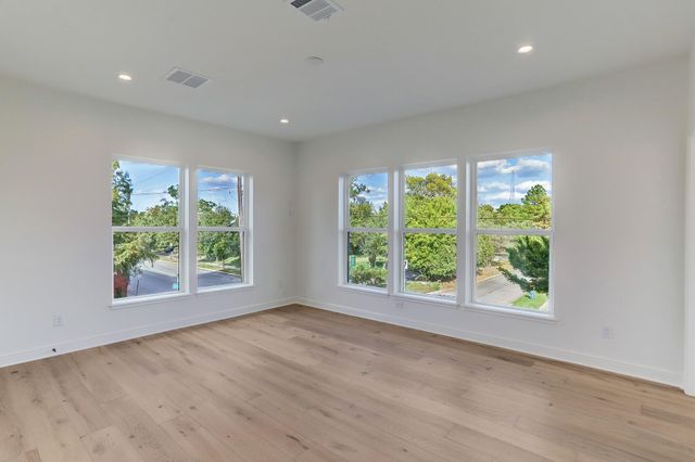 1601 Bonnie Brae Street, Houston, TX 77006