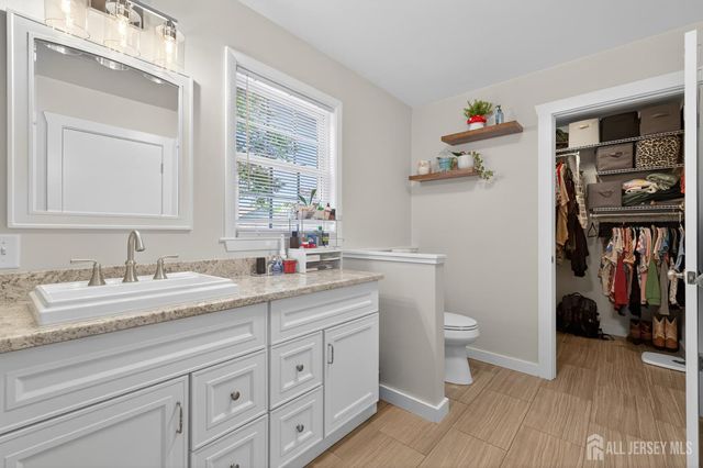 440 3rd Street, Dunellen, NJ 08812