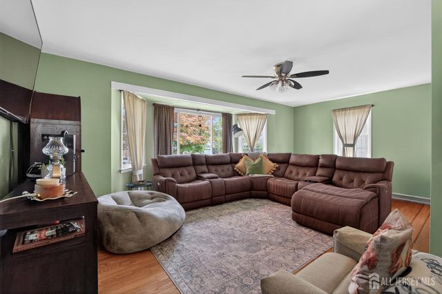440 3rd Street, Dunellen, NJ 08812