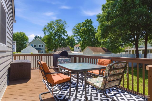 440 3rd Street, Dunellen, NJ 08812