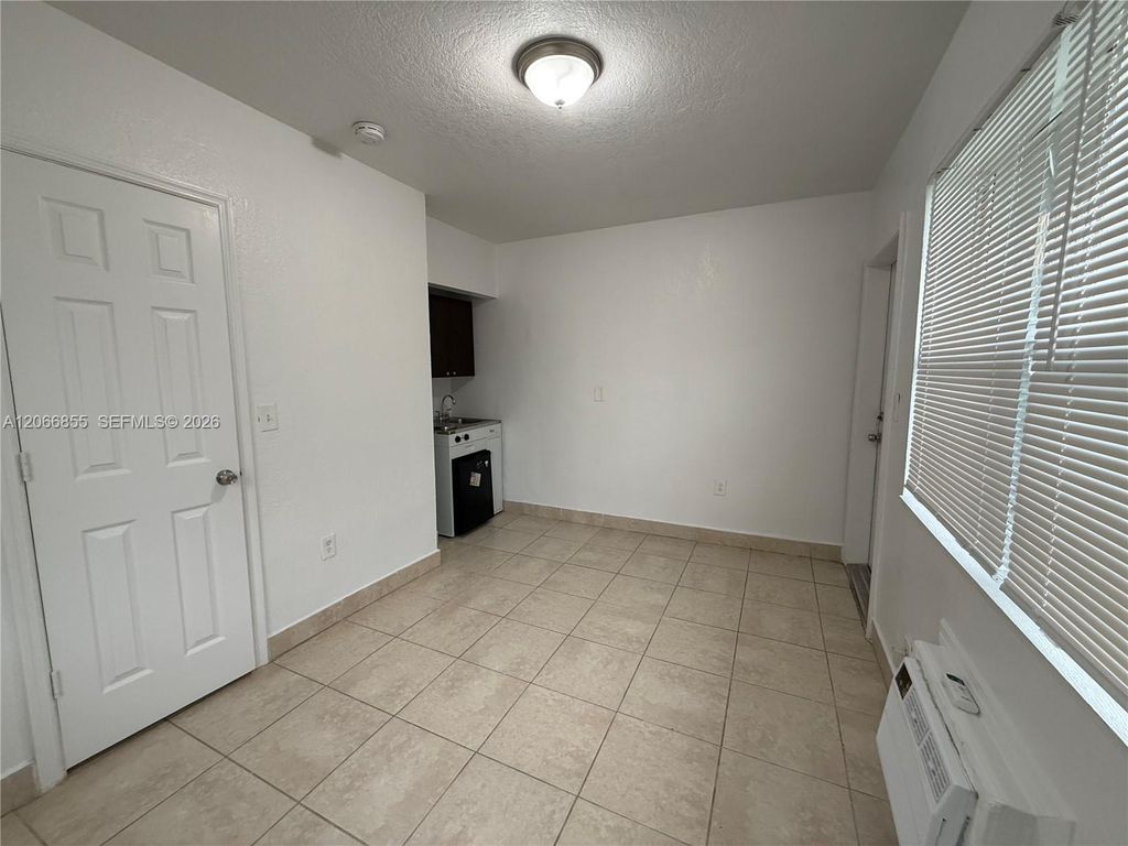 1255 SW 6th Street 1, Miami, FL 33135