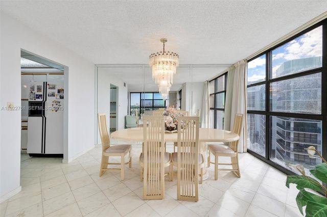 600 Parkview Dr 831, Hallandale Beach, FL 33009