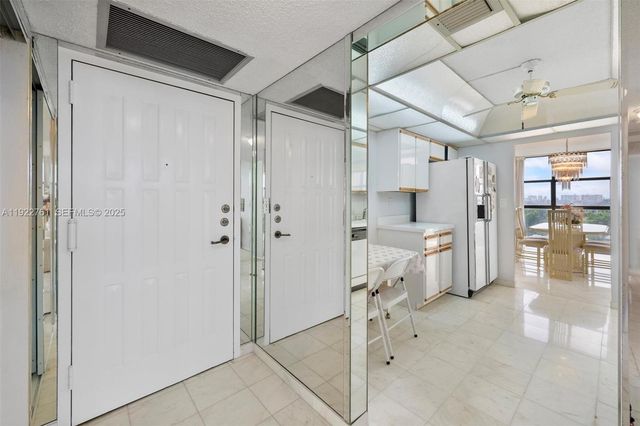 600 Parkview Dr 831, Hallandale Beach, FL 33009