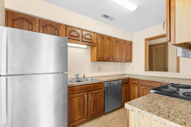 186 Williamsburg Rd., Little River, SC 29566
