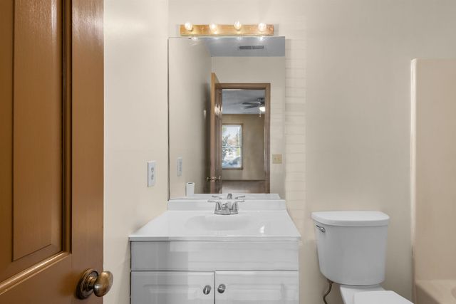 186 Williamsburg Rd., Little River, SC 29566