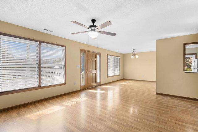 186 Williamsburg Rd., Little River, SC 29566