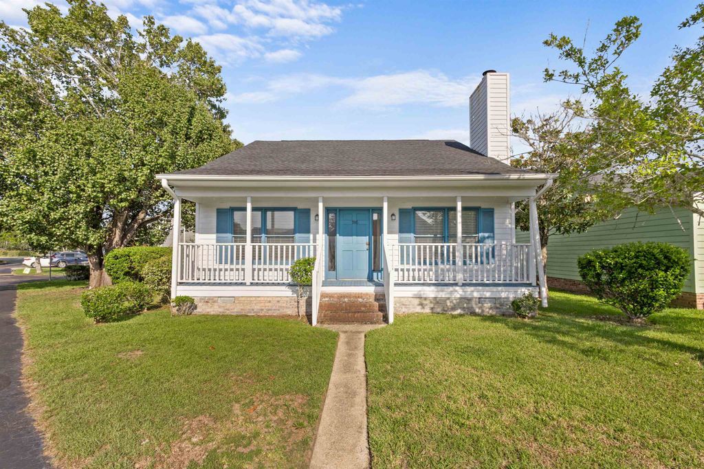 186 Williamsburg Rd., Little River, SC 29566