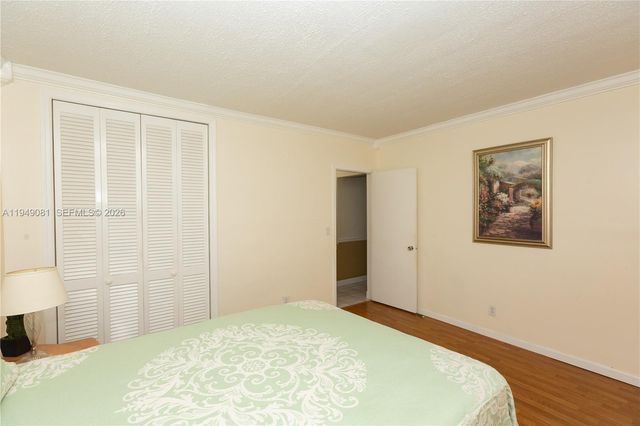 7401 Pines Boulevard 222, Pembroke Pines, FL 33024