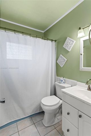 7401 Pines Boulevard 222, Pembroke Pines, FL 33024