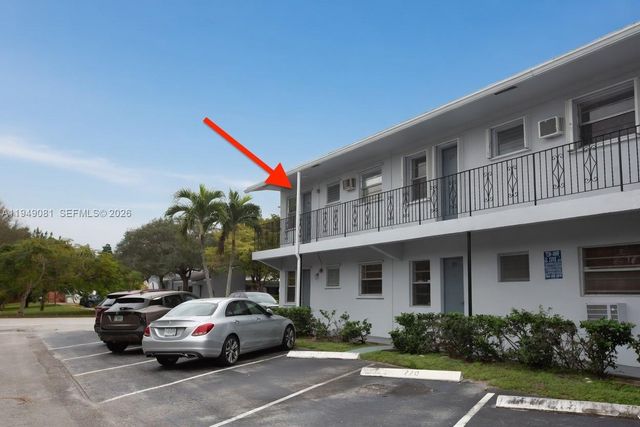 7401 Pines Boulevard 222, Pembroke Pines, FL 33024