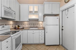 7401 Pines Boulevard 222, Pembroke Pines, FL 33024