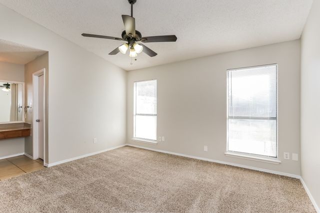 6505 Pilgrim Lane, Arlington, TX 76002