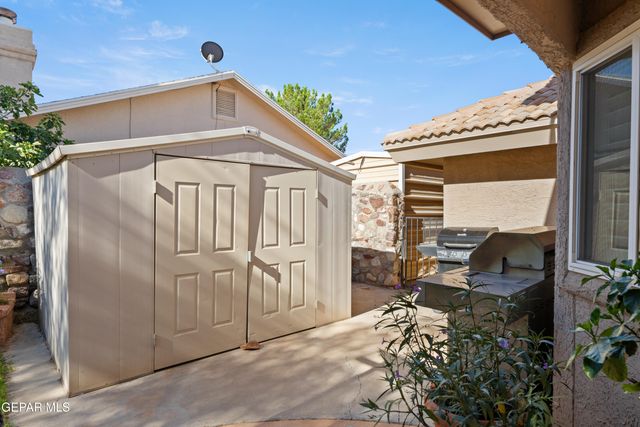 1156 REGAL RIDGE Drive, El Paso, TX 79912