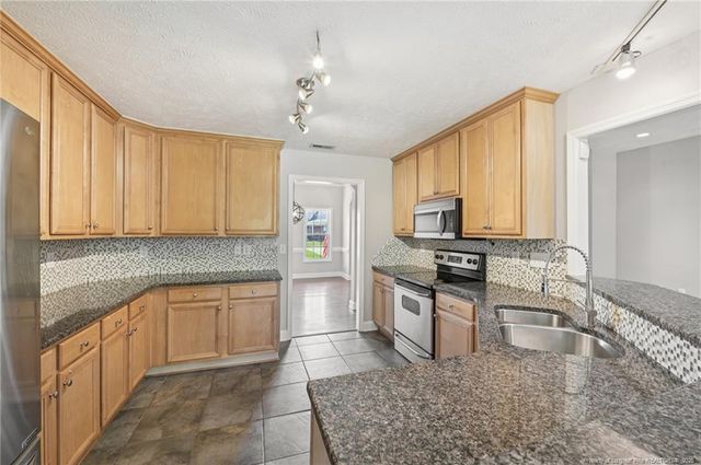 412 Dunbar Drive, Lillington, NC 27546