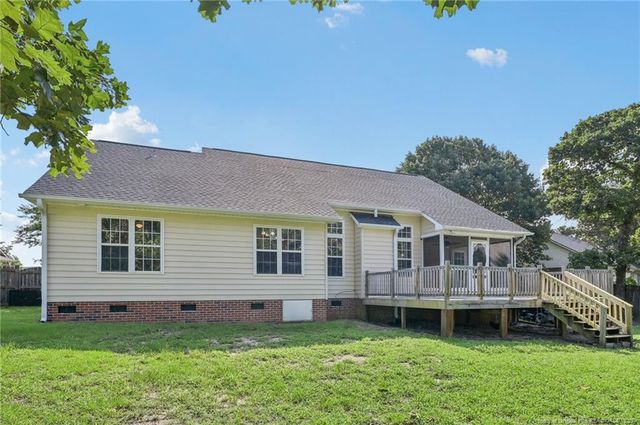 412 Dunbar Drive, Lillington, NC 27546