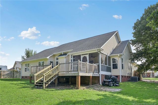 412 Dunbar Drive, Lillington, NC 27546