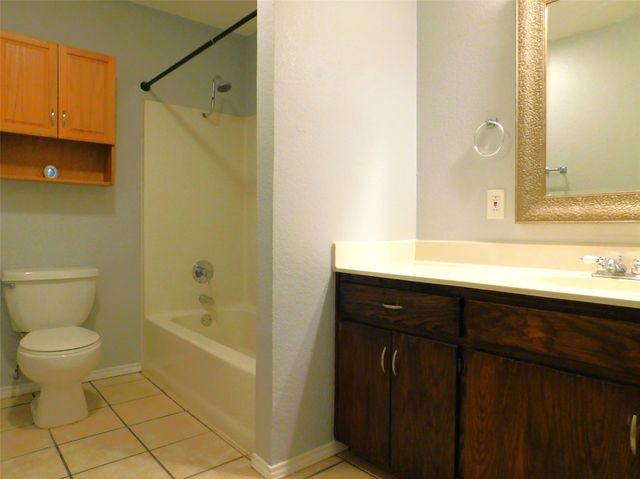1114 E Mulberry Street, Denton, TX 76205